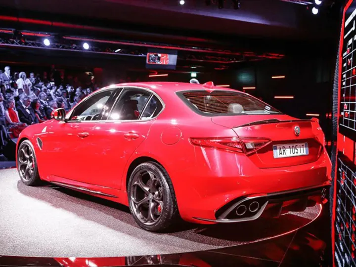Alfa Romeo дала послушать звук двигателя Giulia QV