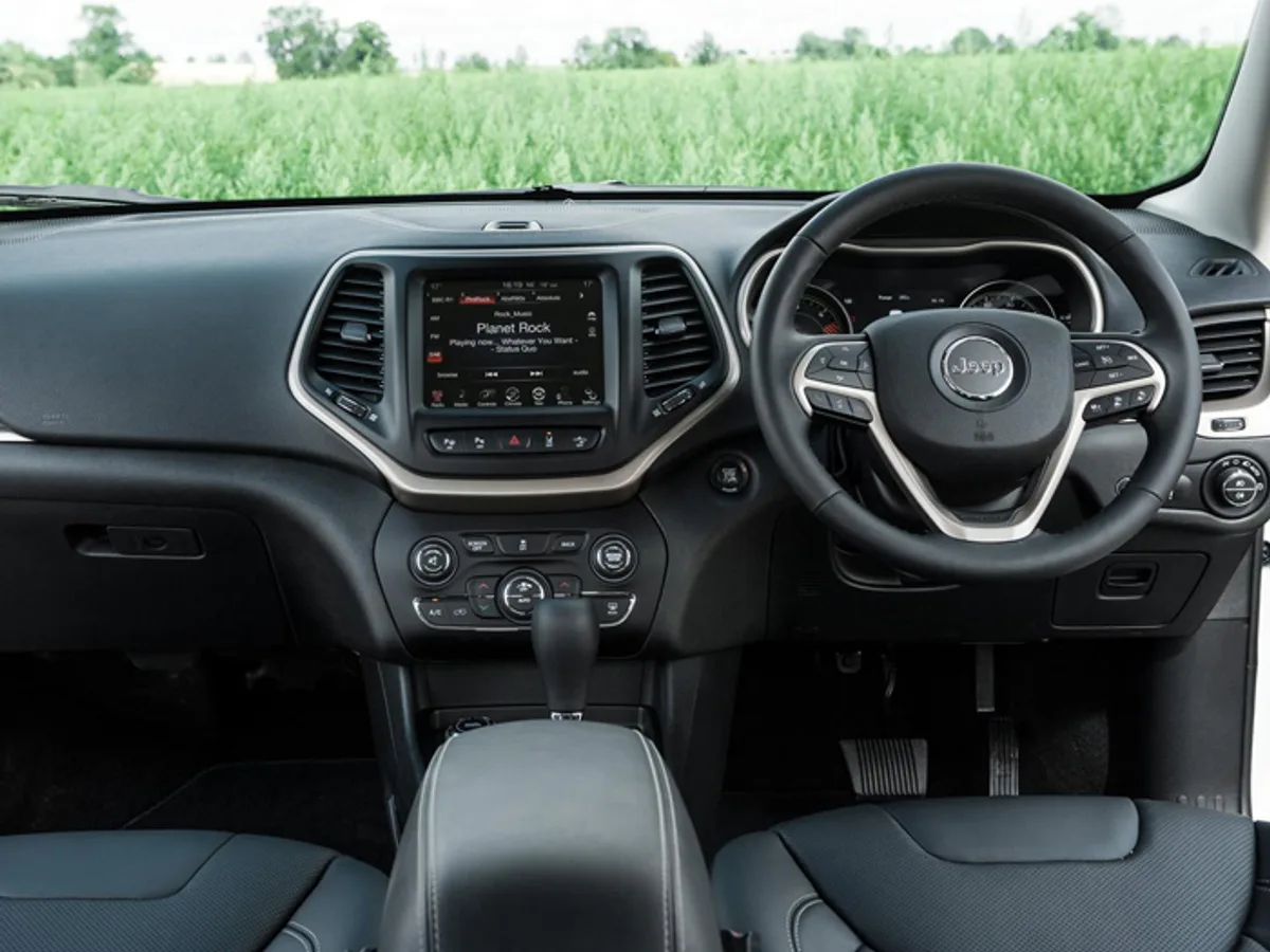 Jeep запустил модель Cherokee с новым турбодизелем