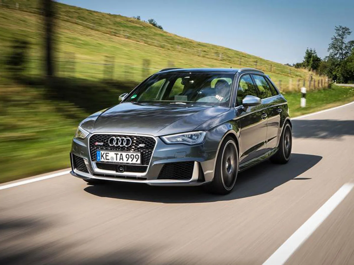 Audi-RS3-Sportback-0320082015.jpg Audi RS3 вернули звание самого мощного хот-хетча