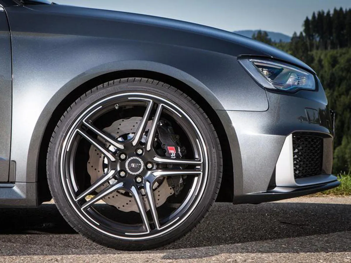 Audi-RS3-Sportback-0720082015.jpg Audi RS3 вернули звание самого мощного хот-хетча
