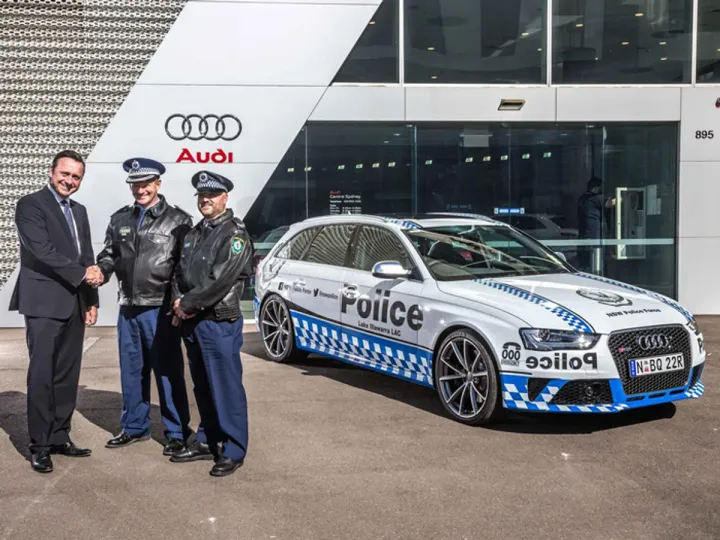 Audi RS4 Avant поступил на службу в полицию