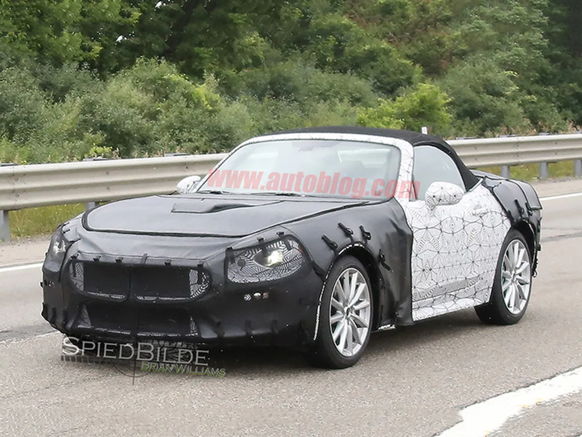 Fiat на базе Mazda MX-5 покажут в этом году