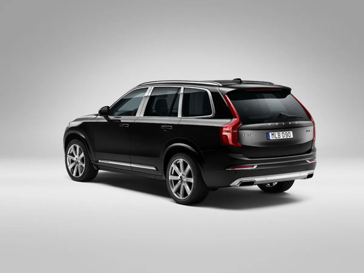 Volvo-XC90-Excellence-0214042015.jpg Самый дорогой Volvo XC90 стал самым популярным