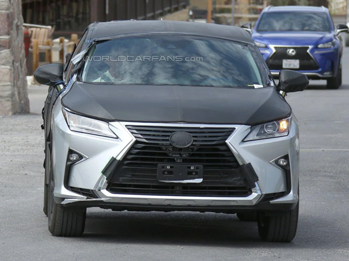 Lexus-RX-0328082015.jpg Lexus продолжает испытания семиместной версии RX