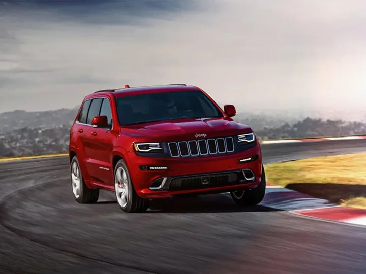 Jeep представил обновленный Grand Cherokee SRT