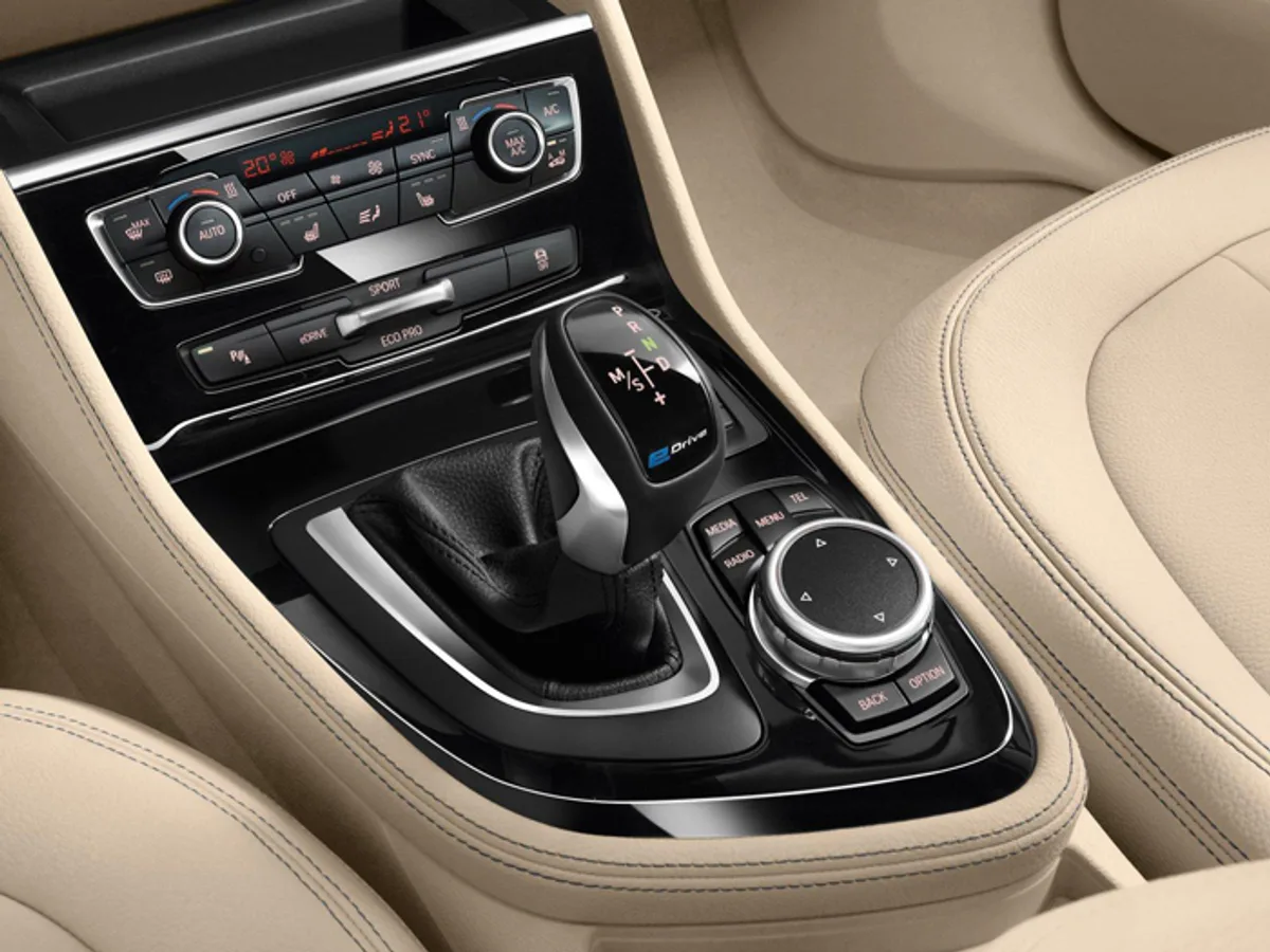 BMW-225xe-1003092015.jpg BMW 2-Series получил гибридную версию