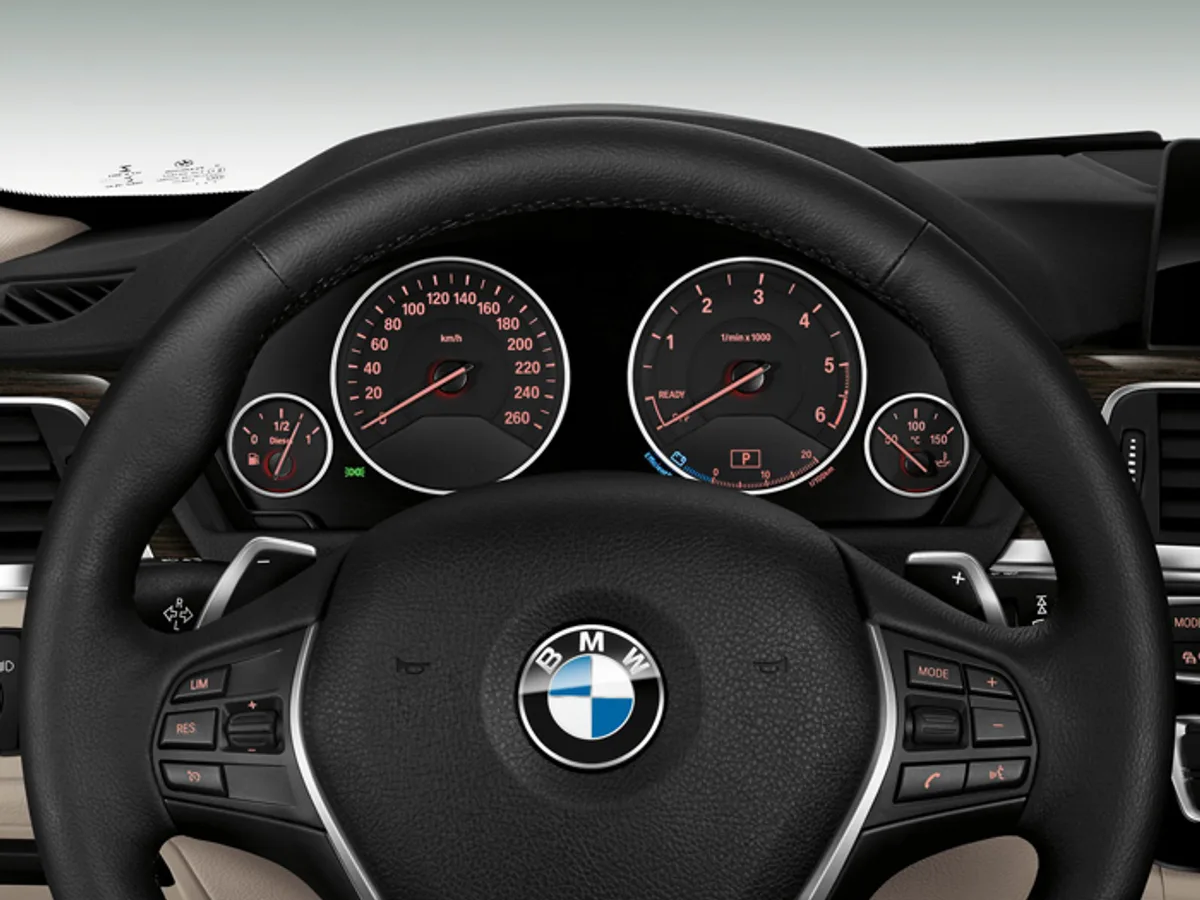 BMW готовит гибридную версию седана 3-й серии