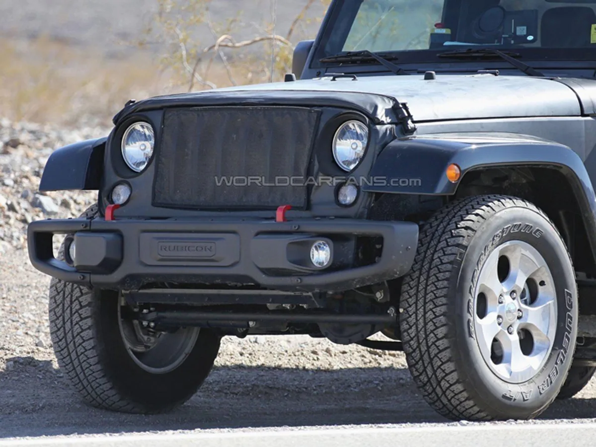 Jeep-Wrangler-0808092015.jpg Jeep начал тесты Wrangler нового поколения