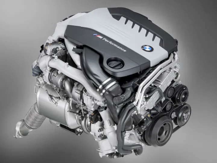 BMW готовит дизель с 4 турбинами мощностью 395 л.с.