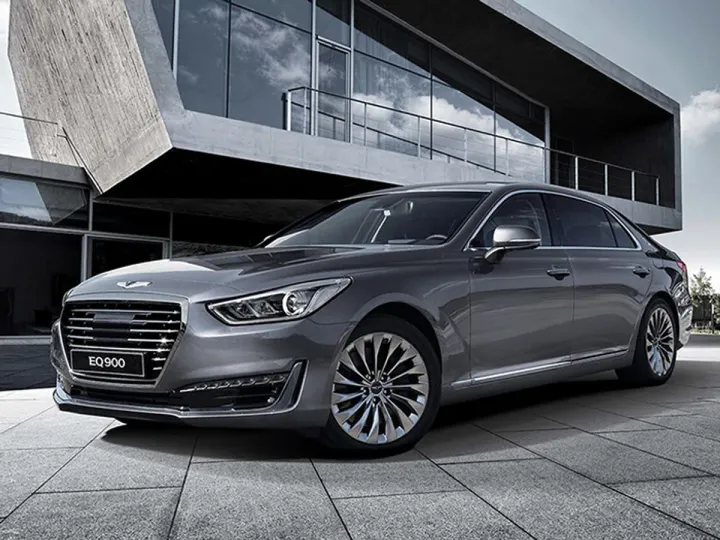 Hyundai представил флагманский седан Genesis G90