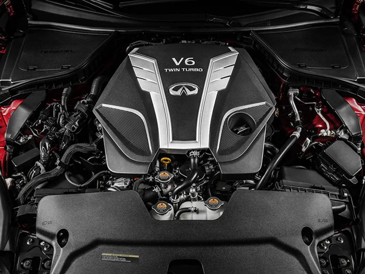Infiniti обновила седан Q50 и кроссовер QX60