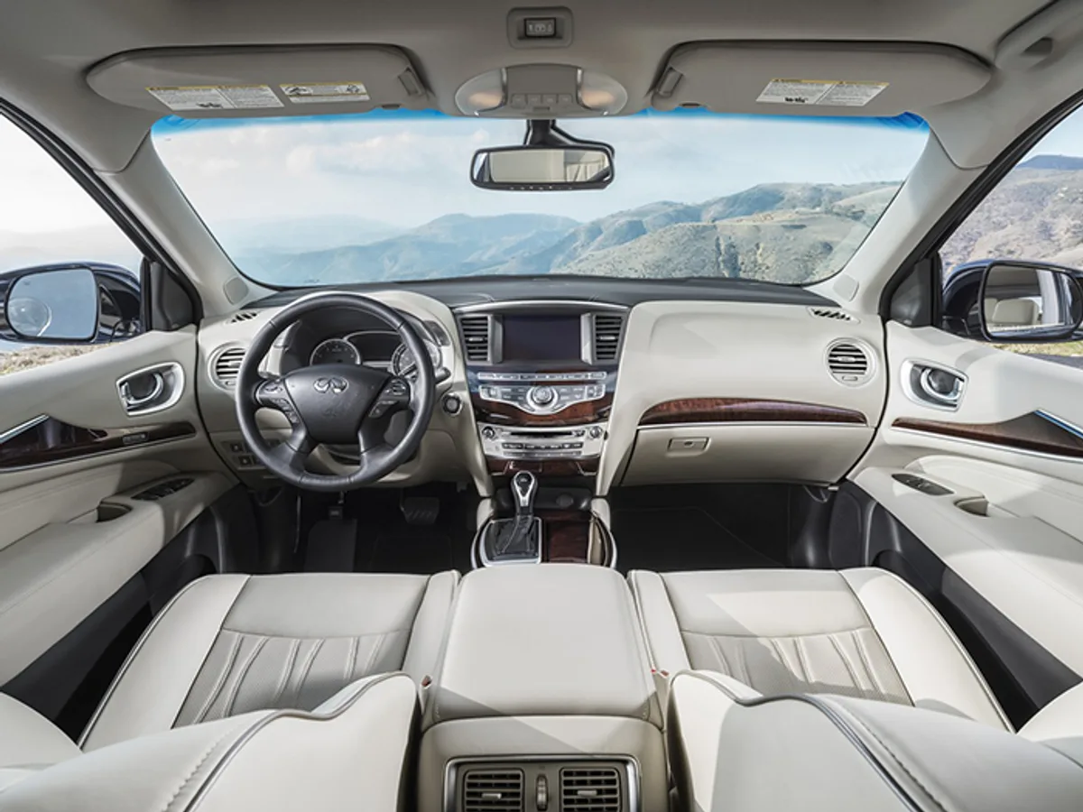 Infiniti обновила седан Q50 и кроссовер QX60
