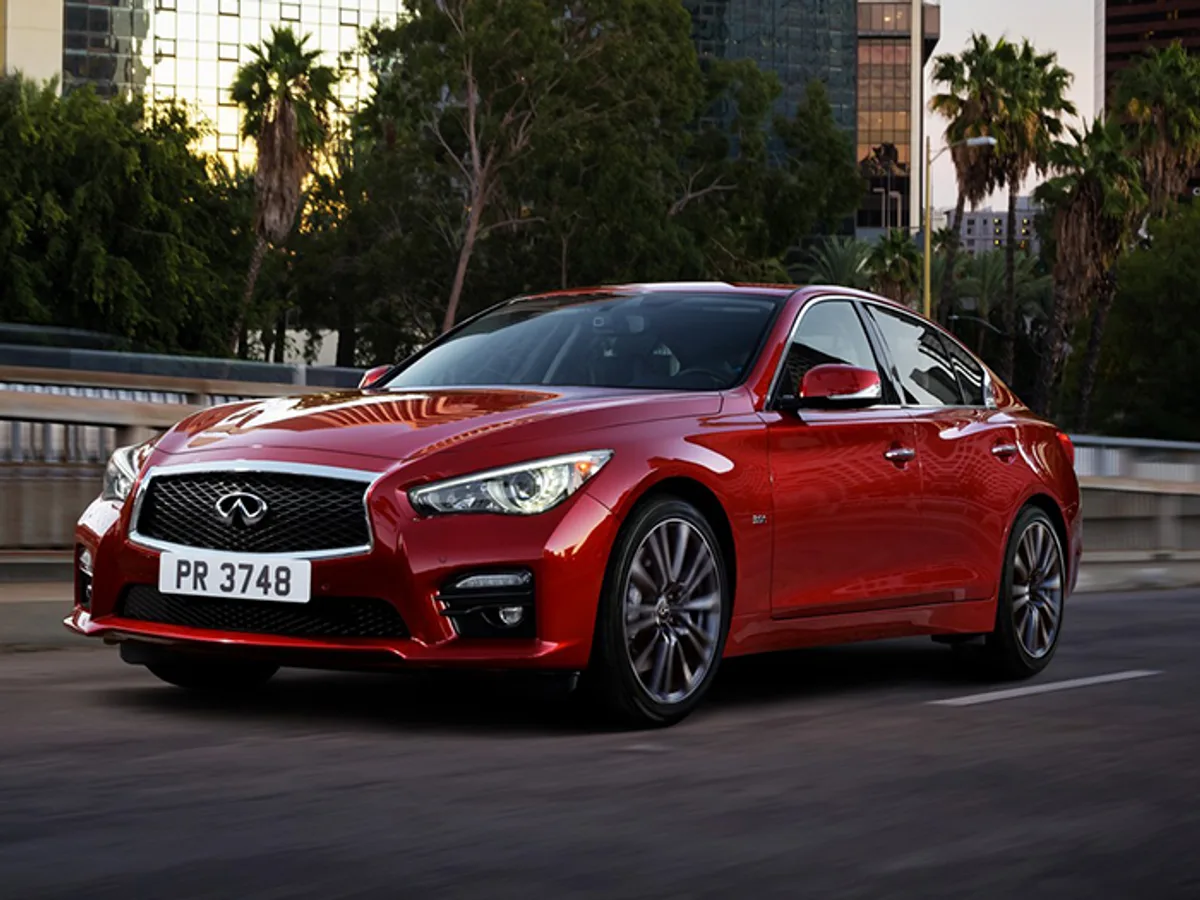 Infiniti обновила седан Q50 и кроссовер QX60
