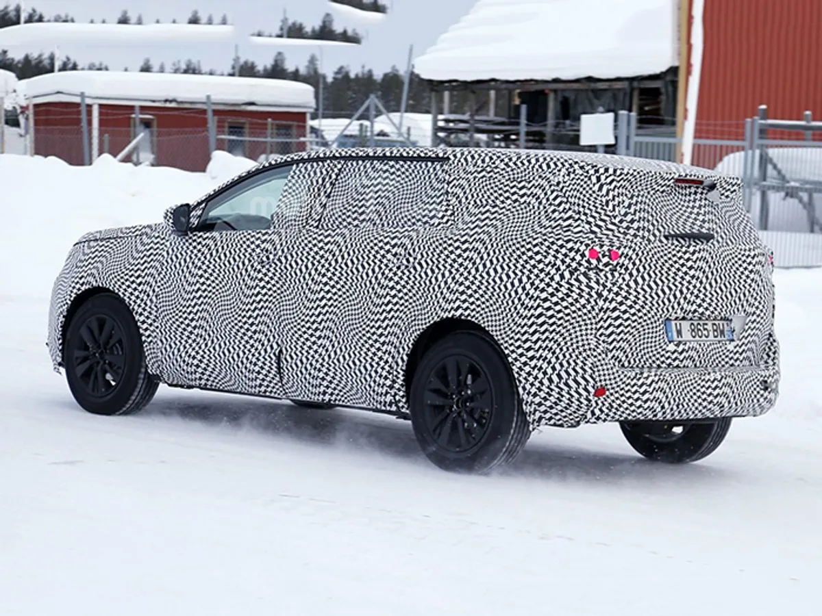 6008-01.jpg Peugeot начал тесты большого кроссовера