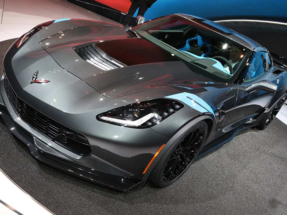 Chevrolet Corvette Grand Sport Chevrolet представил спецверсию купе Corvette