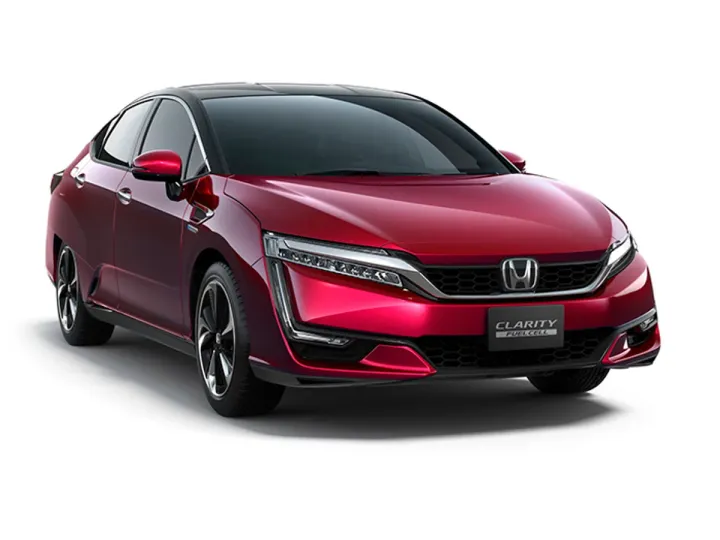 Honda начала продажи водородного седана Clarity