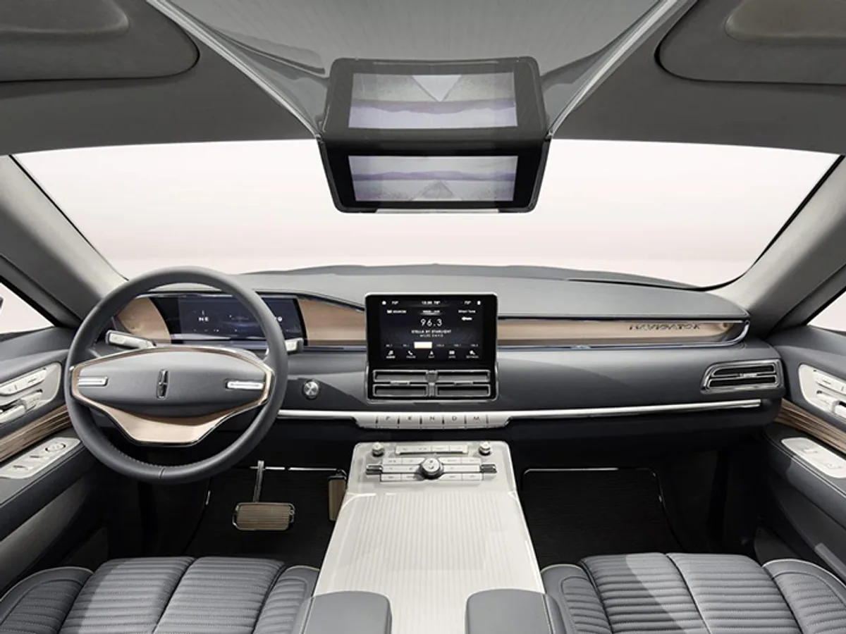 navigator04.jpg Lincoln показал как будет выглядеть новый Navigator