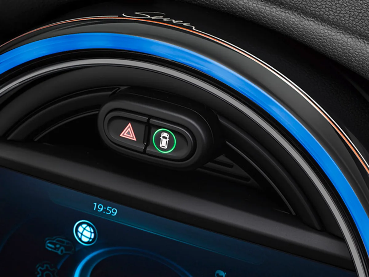 Хэтчбек MINI получил ретроверсию