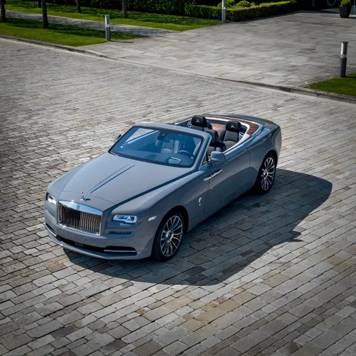 Rolls-Royce посвятил кабриолет чехословацким летчикам