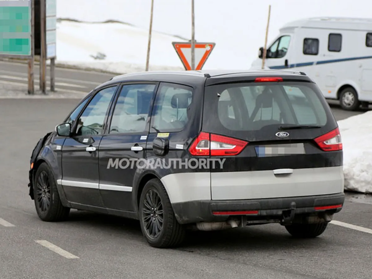 galaxy01.jpg Ford Galaxy может заменить S-Max