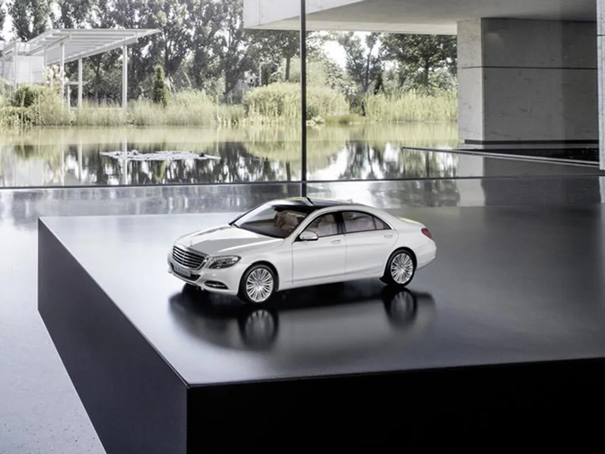 Mercedes-Benz представил S-класс за 16 евро