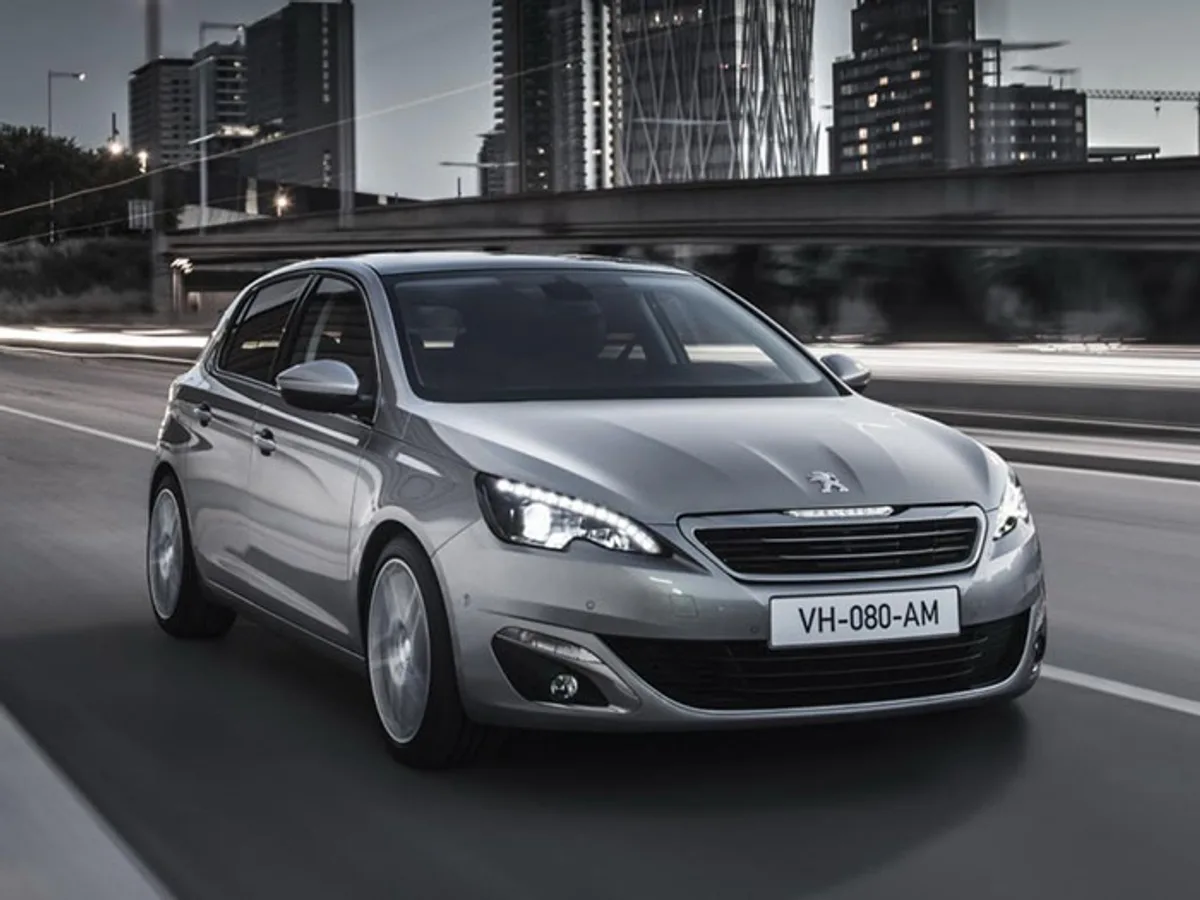 Peugeot и Citroen сократят модельный ряд