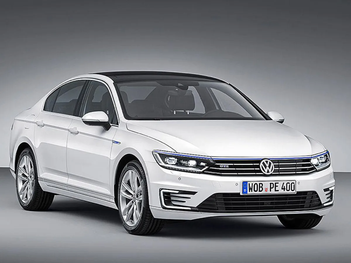 Volkswagen объявил российские цены на новый Passat