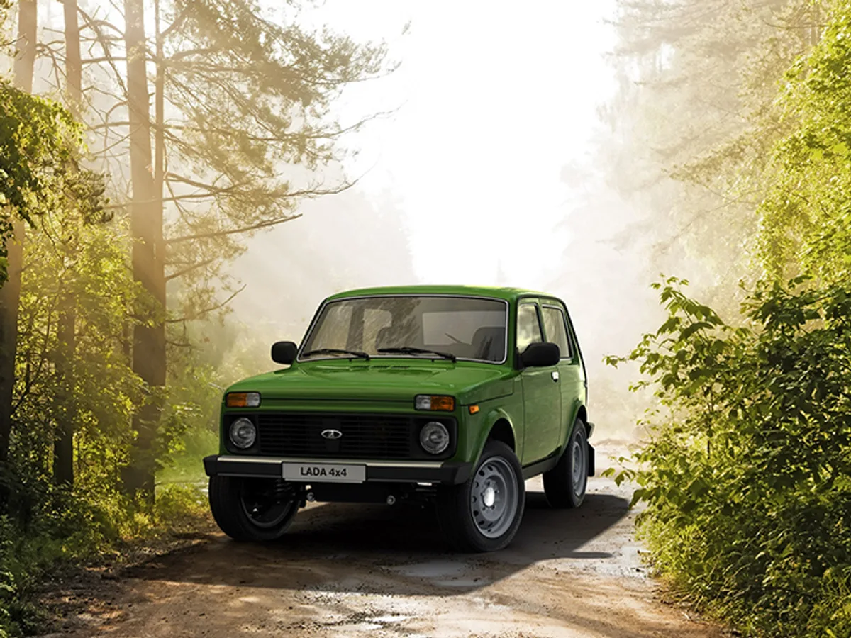 Продажи автомобилей Lada в России в августе снизились на 23,7%