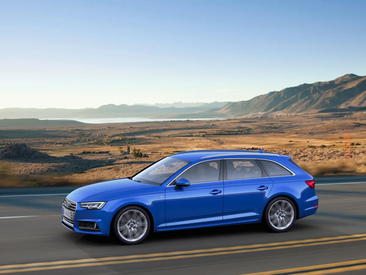 Audi-A4-Avant-0113082015.jpg Audi назвала российские цены на новое поколение A4