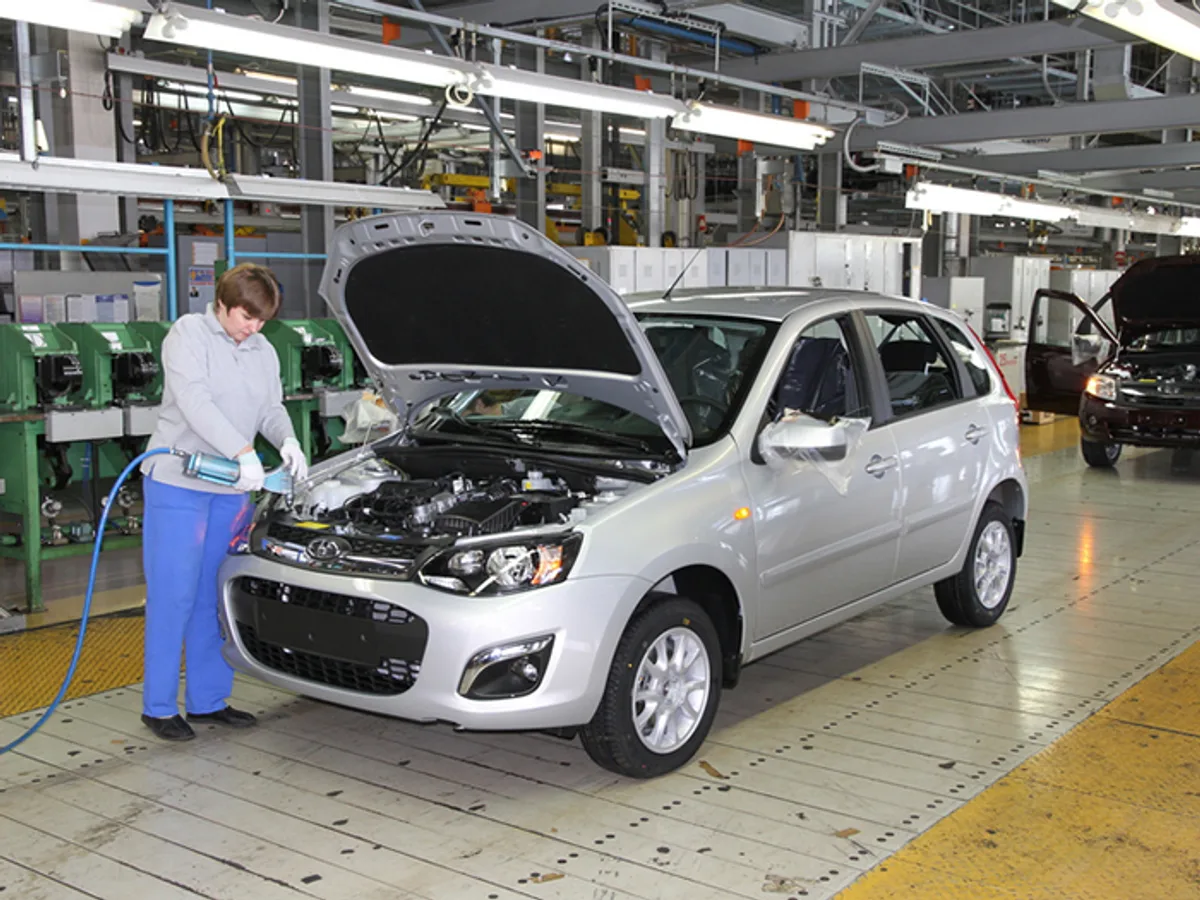 АВТОВАЗ возвращается к 4-дневной рабочей неделе
