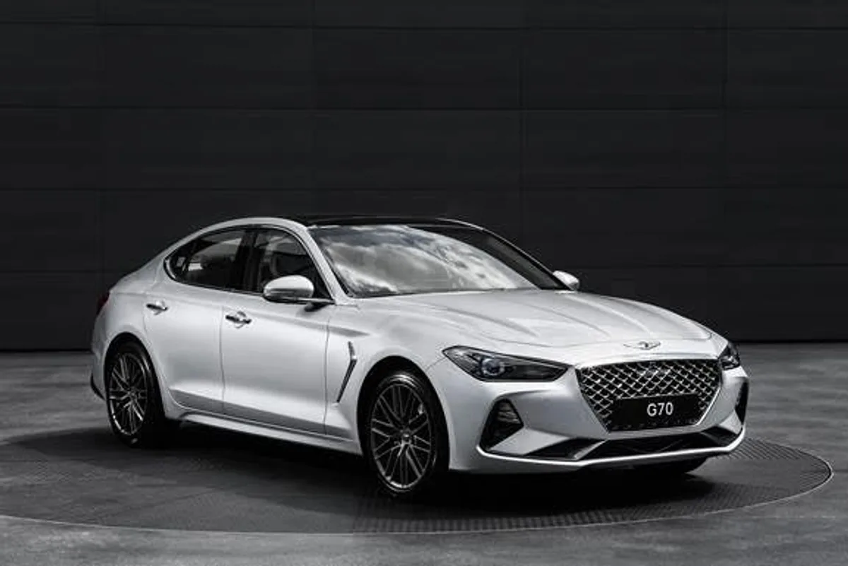 Hyundai анонсировал продажи в России Genesis G70