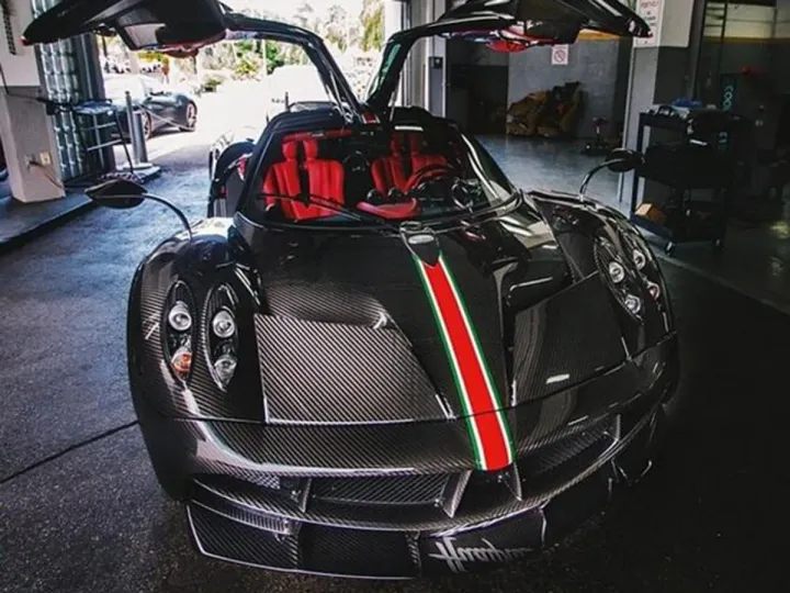 Pagani собрала эксклюзивную Huayara