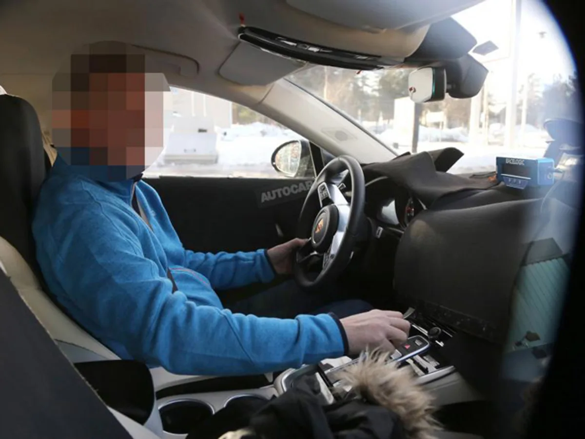 Porsche-Panamera0305082015.jpg Рассекречен интерьер новой Porsche Panamera