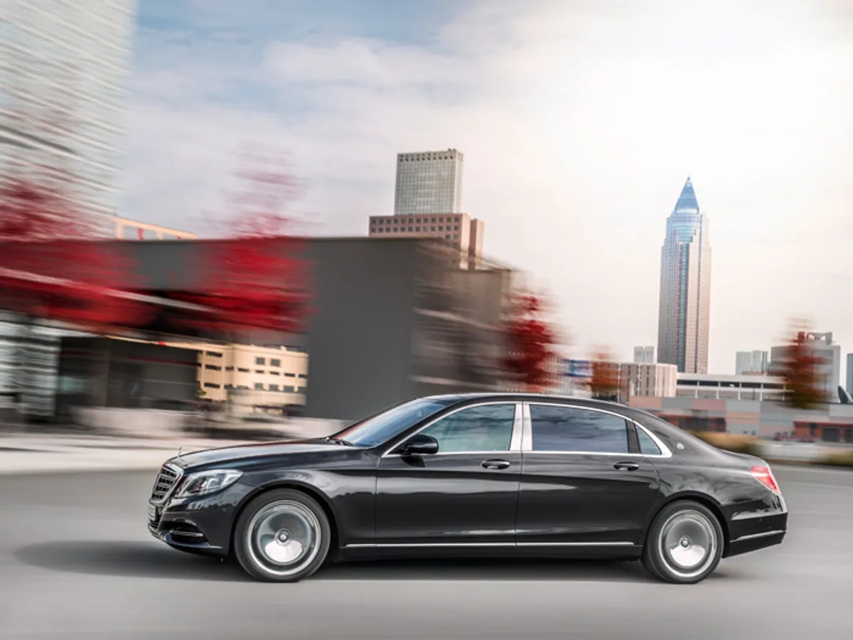 8437.jpg Объявлены цена на новый Mercedes-Maybach S400 4MATIC