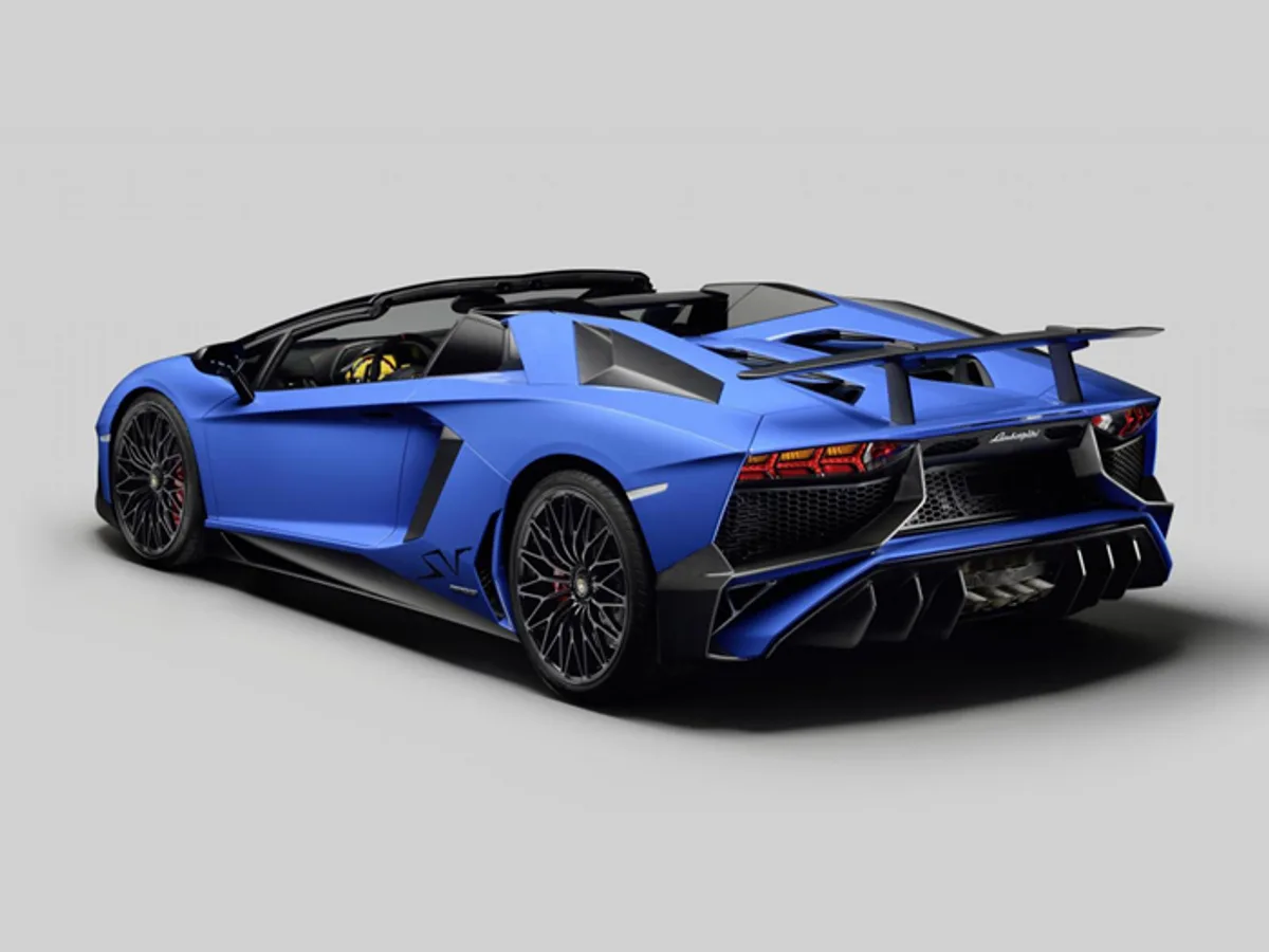 Lamborghini-Aventador-0317082015.jpg Lamborghini назвала цену на родстер Aventador Superveloce Roadster