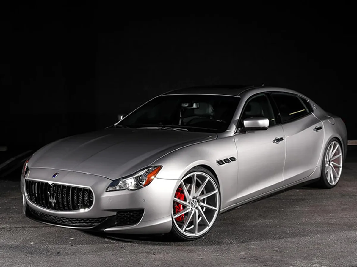 Maserati подготовила спецверсию Quattroporte S Q4
