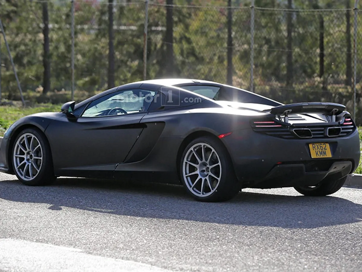 675lt-01.jpg McLaren готовит открытую версию суперкара 675LT