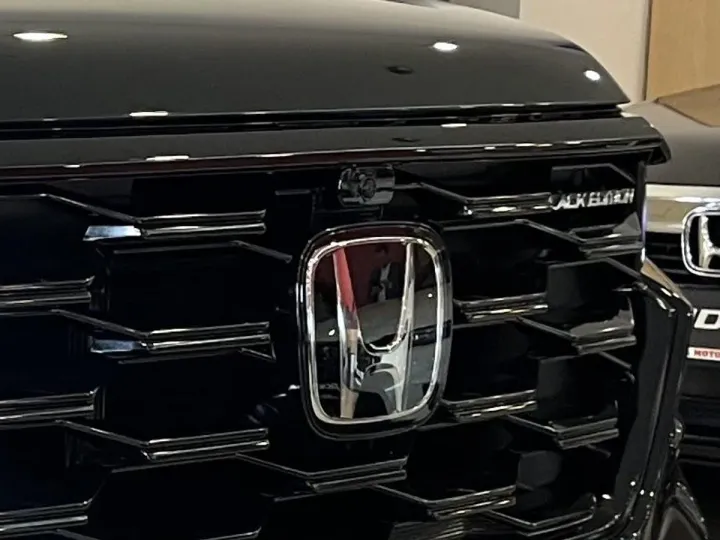 Новый Honda N-One e за 1,2 млн рублей сняли на официальные фото