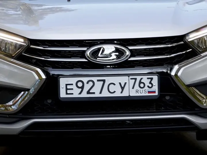 Продажи Lada выросли в январе на 19%