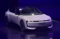 Прошла премьера новой модели Audi без логотипа с кольцами