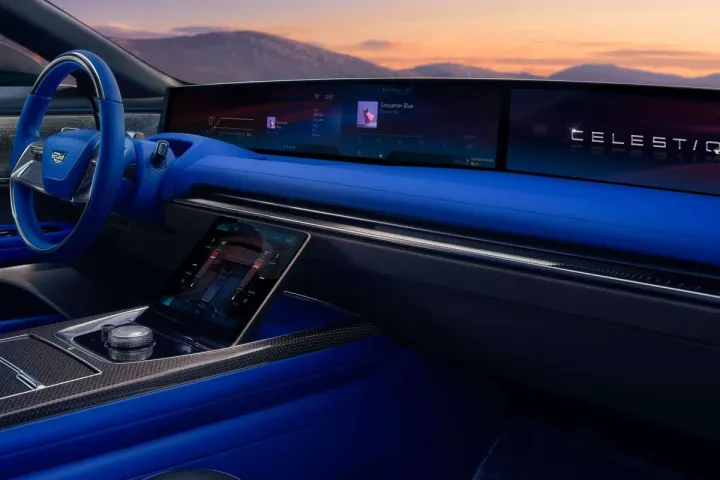 Quto: названы главные недостатки протоколов CarPlay и Android Auto