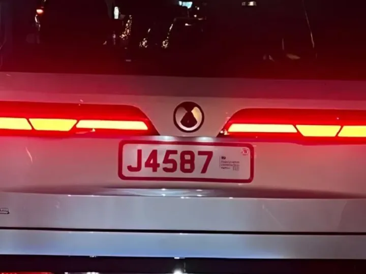 Quto: в РФ начались продажи кроссоверов BYD Tang L