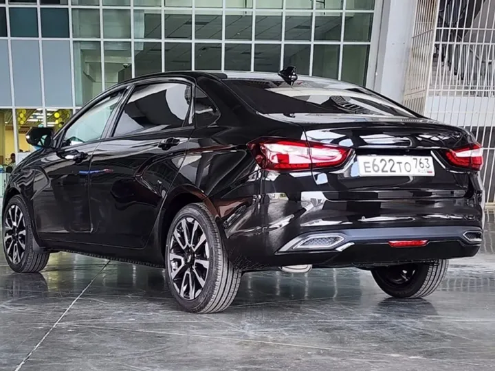 Стало известно, когда начнется производство Lada Aura