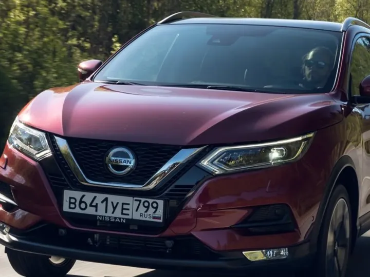 В РФ возобновили продажи новых кроссоверов Nissan Qashqai: от 2,75 млн рублей
