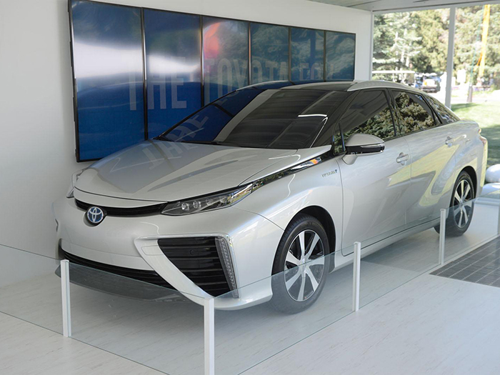 Toyota рассекретила технические подробности о водородном Mirai