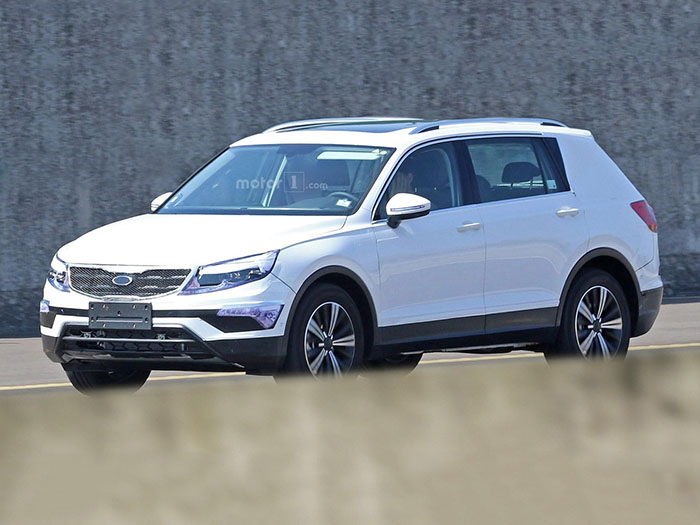 Volkswagen замаскировал Tiguan XL под Kia Sportage
