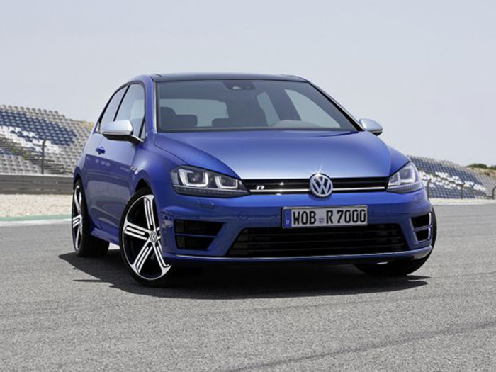 Volkswagen Golf R получит углепластиковый кузов