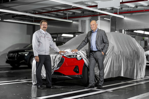 Стартовало серийное производство модели Audi e-tron