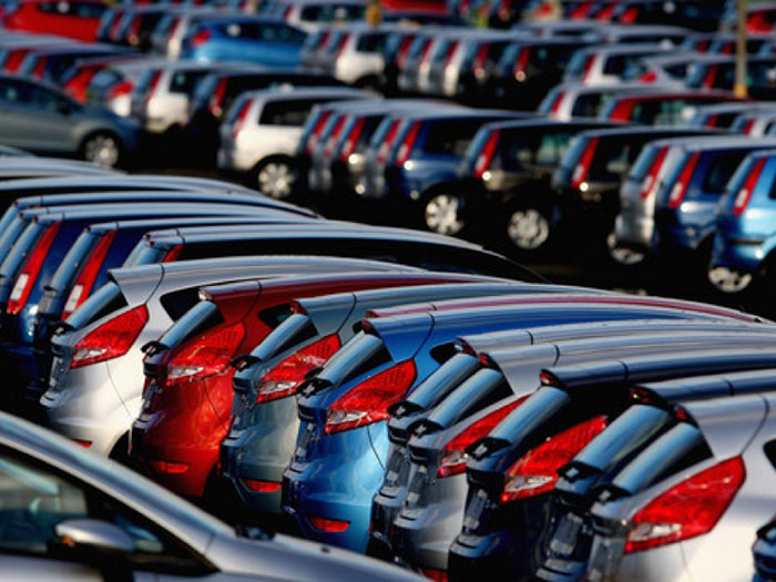 Продажи автомобилей в Европе продолжают расти