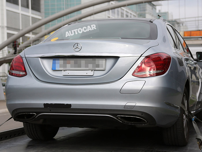 Гибридный Mercedes-Benz С-класса появится в январе
